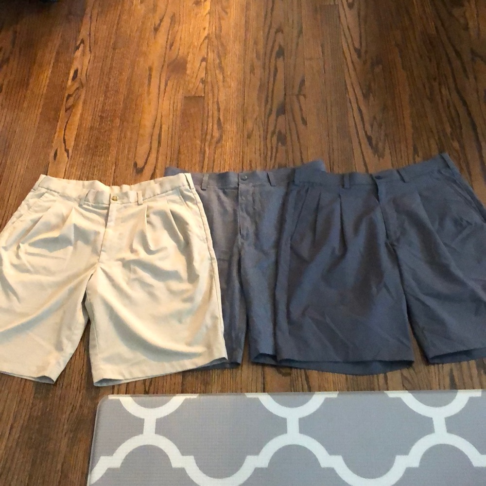 3 pairs of men’s pga tour shorts